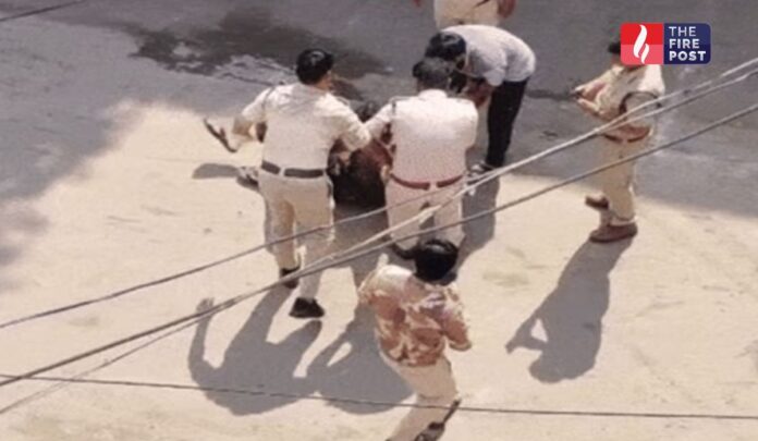 Kareli Police Station Viral Video