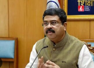 बड़ा राजनीतिक घटनाक्रम! धर्मेंद्र प्रधान ने शिक्षा मंत्री पद छोड़ा, भावुक बयान आया सामने Dharmendra Pradhan