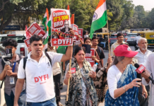 दिल्ली में SIR के खिलाफ सड़कों पर उतरे प्रदर्शनकारी, ज्ञानेश कुमार के इस्तीफे की मांग,पुलिस ने हिरासत में लिया Delhi Bangla Sahib SIR protest against CEC Gyanesh Kumar